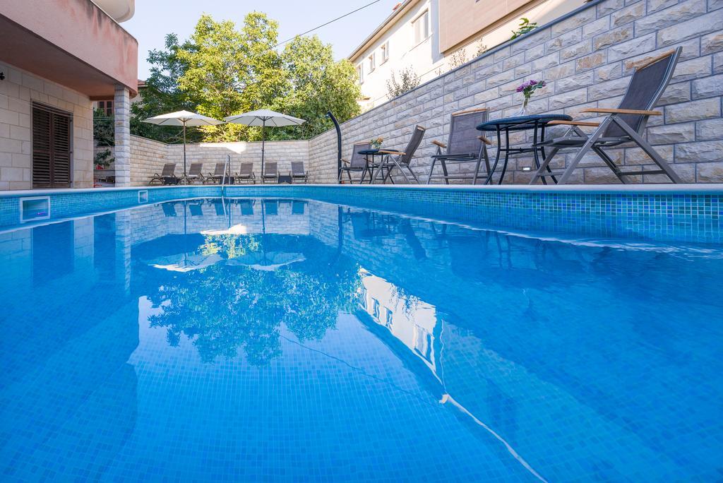 Apartments Zuvela Split Exterior foto